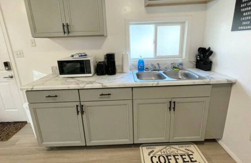 Franklin Casa | Newly Remodeled 1bd/1ba House in Franklin!
