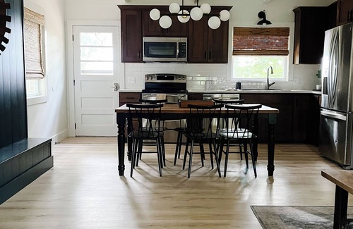 Camdenton Casa | Newly Remodeled 3-bedroom house with Amazing Views of the Lake!