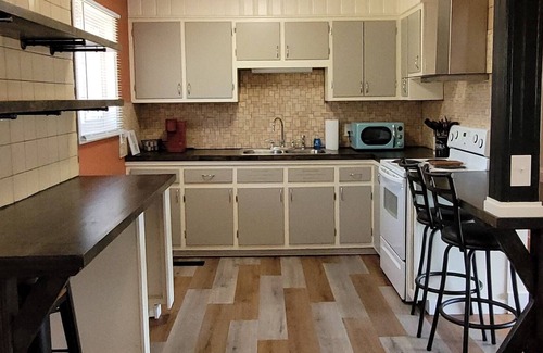 Dobson Casa | Newly remodeled 3 bedroom home, 10 minute drive to several local wineries
