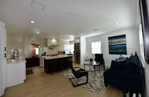 West Carson Casa | Newly Remodeled 3 Beds 2 Baths with Chef Kitchen