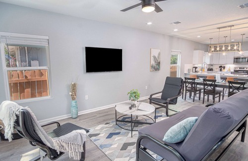 Near East Side Casa | Newly Remodeled 4BR 2BA Near Amazing Downtown