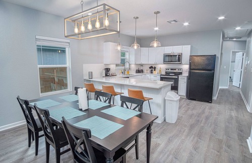 Near East Side Casa | Newly Remodeled 4BR 2BA Near Amazing Downtown