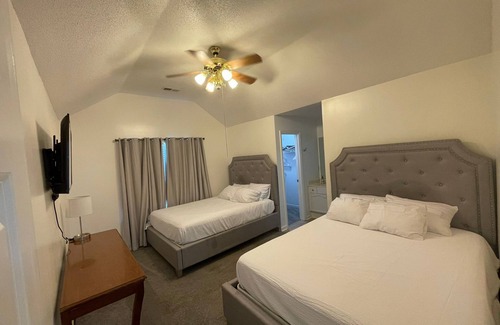 Raleigh Casa | Newly remodeled 5 BR in North -Central Memphis
