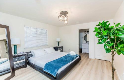 East Pasadena Casa | Newly Remodeled 5B4B 2 mile from the Rose Parade