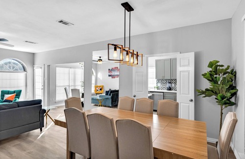 Lewisville Casa | Newly remodeled 5BR 3 Bath w/pool 15 min to DFW airport~