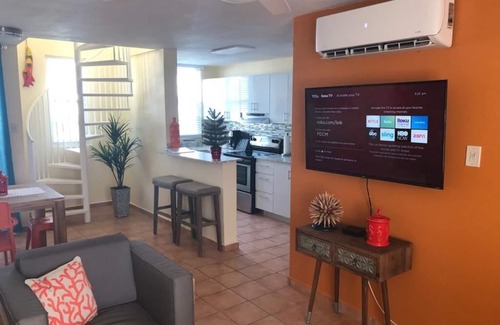Loiza Apartamento | penthouse con vista al mar, recientemente remodelado con acceso a la playa