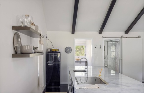 Claverack-Red Mills Cabaña | Newly Remodeled Cottage + Fire Pit