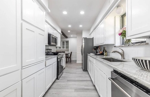 Oak Cliff Casa | Newly remodeled home near the heart of Dallas