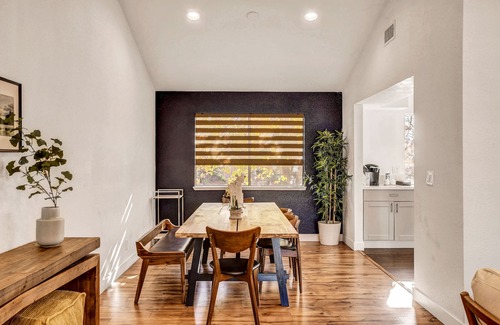 Las Vegas Casa | Casa contemporánea recientemente remodelada - 7 minutos a Strip