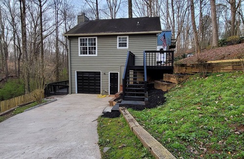 Cumming Casa | NEWLY remodeled house. Close to Vineyards & Lake Lanier