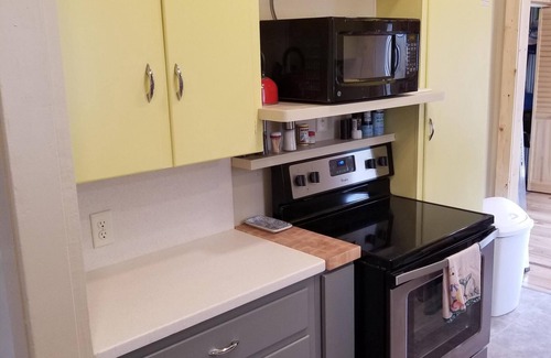 Cody Casa | Recientemente remodelado, a pasos del centro, para familias