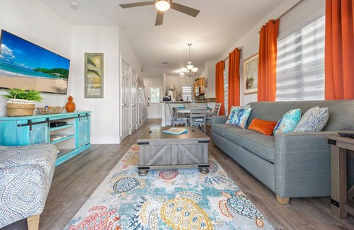 Marathon Casa | ★Newly remodeled tropical townhome★ Private plunge pool close to fun activities