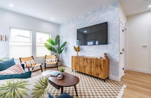 Hillcrest Casa | Newly Remodeled Uptown Chic