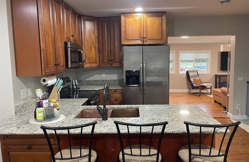 Wisconsin Dells Cabaña | Newly Remodeled 3BR Cottage w/ Hot Tub - Fire Pit - Near Wisconsin Dells