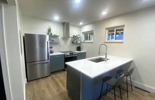 Tiffin Apartamento | Newly remolded! Near Downtown DORA district!