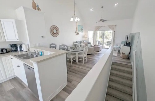 Bermuda Bay Casa | Newly Renovated Bermuda Bay Townhome