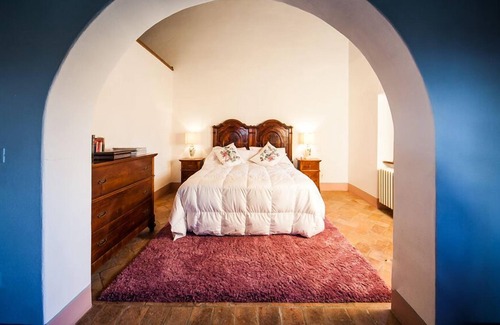 Anghiari Otro | Recientemente renovado 18th Century Hilltop Villa con 6 baños, piscina, Wifi