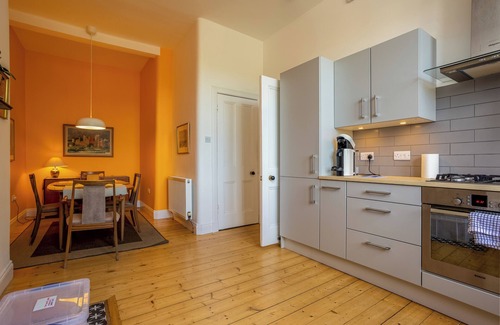 Newhaven Apartamento | Newly renovated 1BR APT near charming Newhaven!
