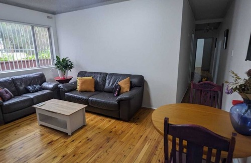 Merrylands Apartamento | Newly Renovated 2 Bedroom Apartment in the Heart of Merrylands CBD