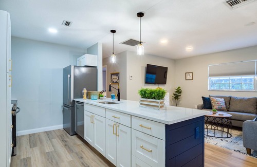 Orlando Casa | Newly renovated 2 Bed, 2bath home with private fenced in backyard.