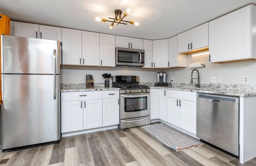 Spenard Casa | Newly renovated 2 bed/ 1 bath house 10 minutes away from downtown Anchorage.