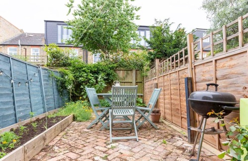 Earlsfield Apartamento | Newly Renovated 2 Bedroom Apartment in Earlsfield with Garden