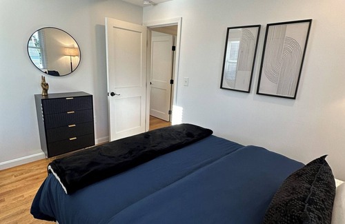 Fifth Ward Casa | Newly Renovated 2-bedroom house. Walk to everything that Newport has to offer.