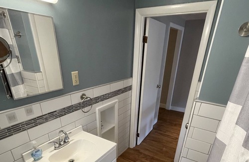 Dedham Apartamento | NEWLY RENOVATED 2 BEDROOM, CLOSE TO EVERYTHING