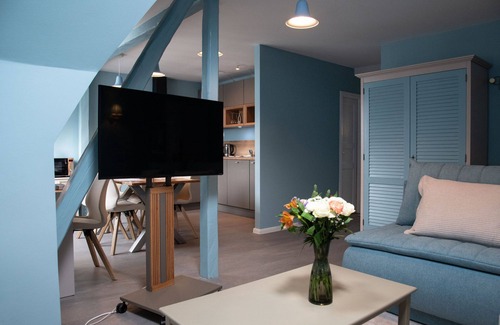 Steintor-Vorstadt Apartamento | Newly renovated: 2-room apartment in villa district - close to the train station