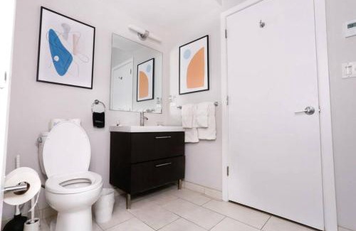 Griggs Park Apartamento | Newly Renovated 2bed, 2bath private apartment, minutes from Boston.