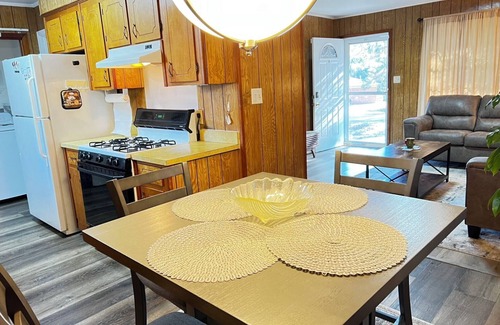 Louisville Casa | Newly Renovated 3-Bedroom - William's Haven 5C with WiFi & AC, Louisville MS