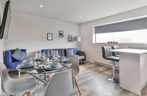 Sheffield Apartamento | Newly Renovated 3 Bed 2 Bath Apartment & Parking
