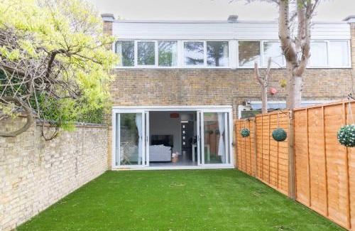 Mildmay Casa | Newly Renovated 3BD Home Islington!