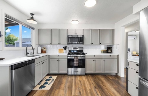Hillcrest Casa | Newly renovated 3BR, 1.5BA home just 1.5 miles from Boise Airport and 10 minutes to downtown