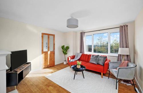 Plymouth Casa | Newly Renovated 3br House Perfect For Families or Contractors