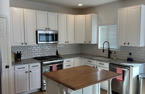 Castle Rock Casa | Newly Renovated 4 Bedroom Family Home with incredible yard!