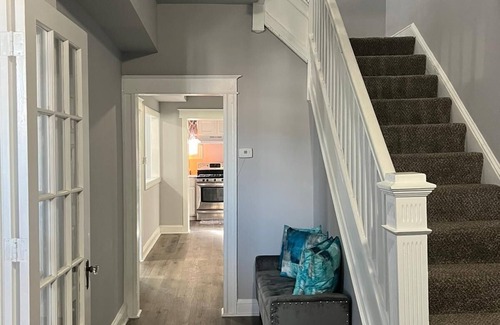 Edgewood Casa | Newly Renovated 4-bedroom, 2 bathrooms.
