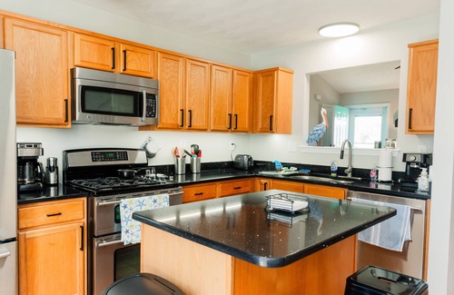 Cheriton Casa | Newly renovated, 4BD 2 BA, 1 full acre, sleeps 9, and is pet friendly.