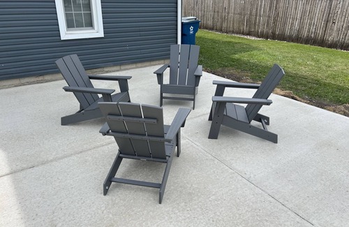 Port Clinton Casa | Newly renovated 5 min walk to Jet and downtown Port Clinton