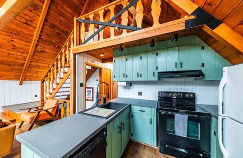 Jay Chalet De Esquí | Newly Renovated A Frame in the heart of the Adirondacks!