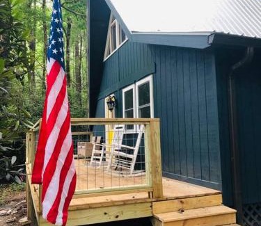 Highlands Chalet De Esquí | Newly renovated A-frame 5 Min walk to main street