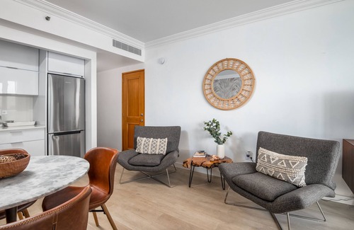 Puerta de Tierra Apartamento | Newly renovated! And What a view! Bed view is an ocean view superb location