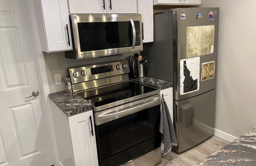 Mackay Apartamento | Newly renovated apartment on Main Street