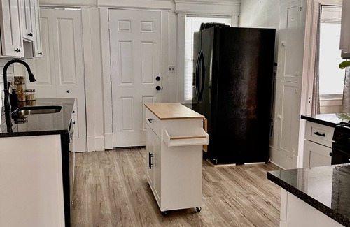 Asbury Park Casa | Newly Renovated beach home - 5 min drive to beach!
