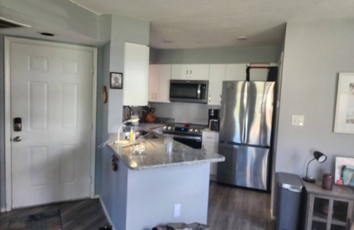 Ocean Side Village Condominio | Newly renovated beach get away with pool and hot tub!