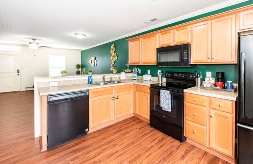Hubert Casa | Newly Renovated-Central Jacksonville/Lejeune/Beach