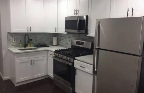 Baychester Apartamento | Newly Renovated Clean One Bedroom Apartment