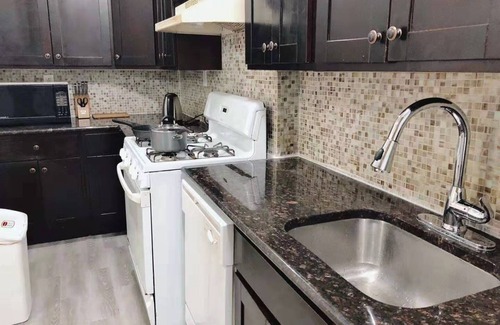 Ocean Hill Apartamento | Newly renovated, comfy and trendy space. #1