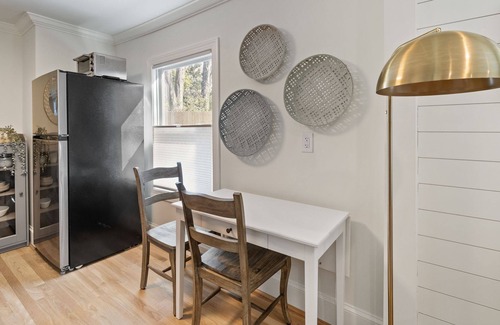 Cherry Casa | Newly Renovated Cozy 1BD/1BA~ Cherry Neighborhood