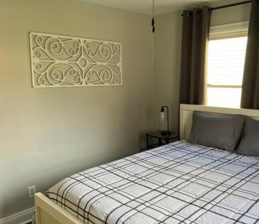 Commonwealth Casa | Newly renovated cute 3 bedroom 2 bath bungalow